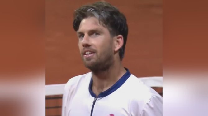 那不勒斯门将罚出时速130公里点球，已成足坛最快点射之一