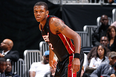 得更加扑朔 得更加扑朔